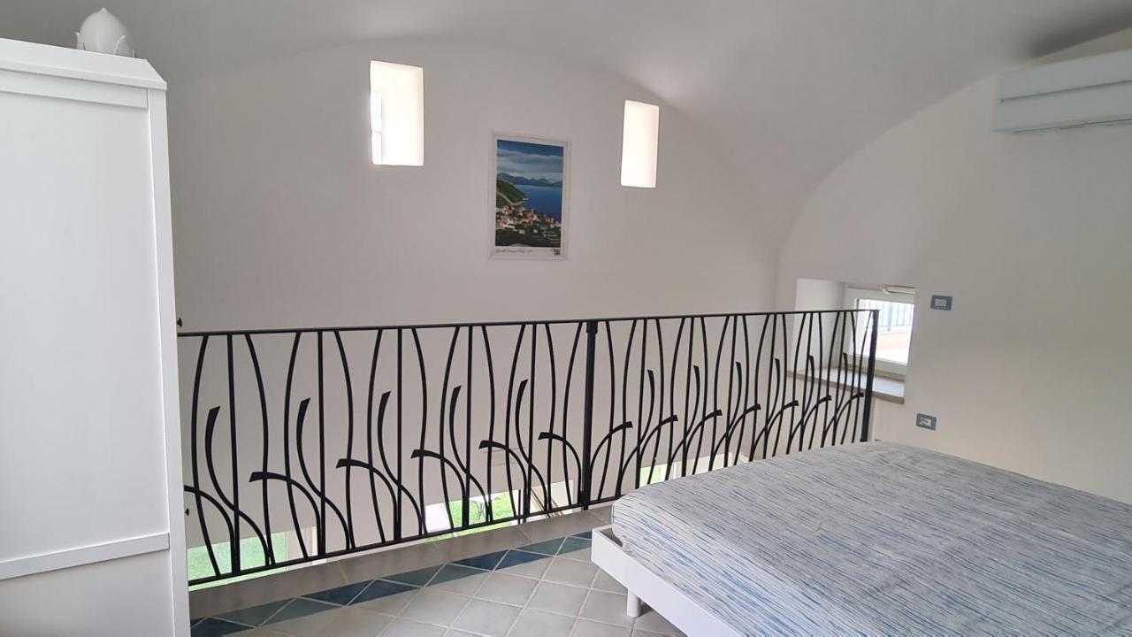 Ferienwohnung The Little Tower Of Minuta Scala Exterior foto
